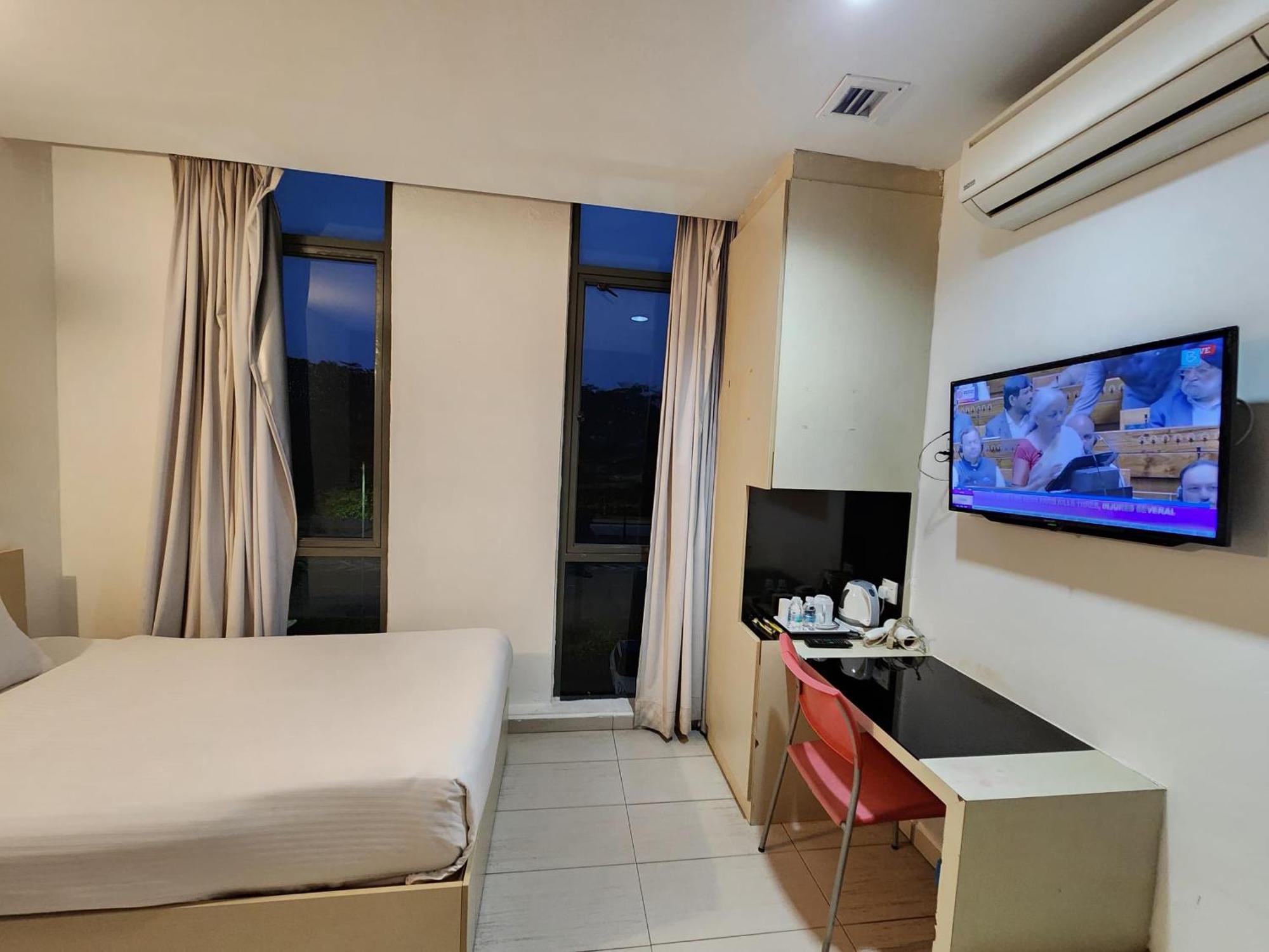 Kozi Hotel - Danga Bay Johor Bahru Buitenkant foto